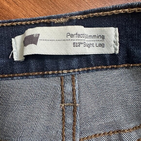 Levis Womens Perfect Slimming Straight Jean - Picture 5 of 5